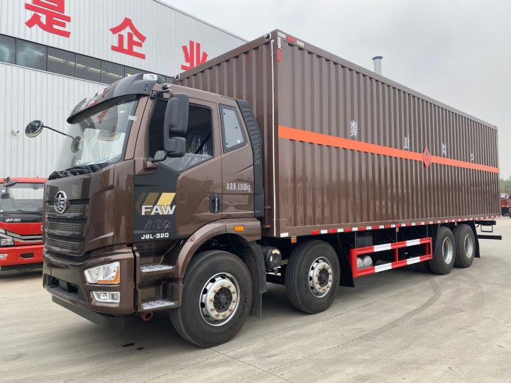 8X4解放J6L廂式運(yùn)輸車